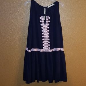 Sleeveless navy blue dress